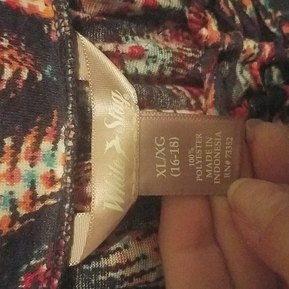 Tank Top - Picture 3 of 5